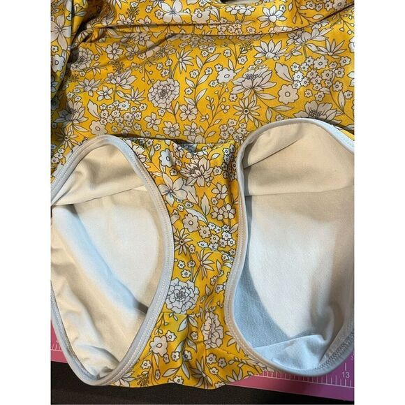 Art Class Swimsuit rash guard - Picture 4 of 5